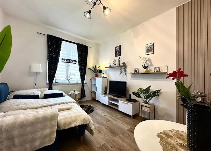 Nowa 8 - 1000m Main Square Appartement *